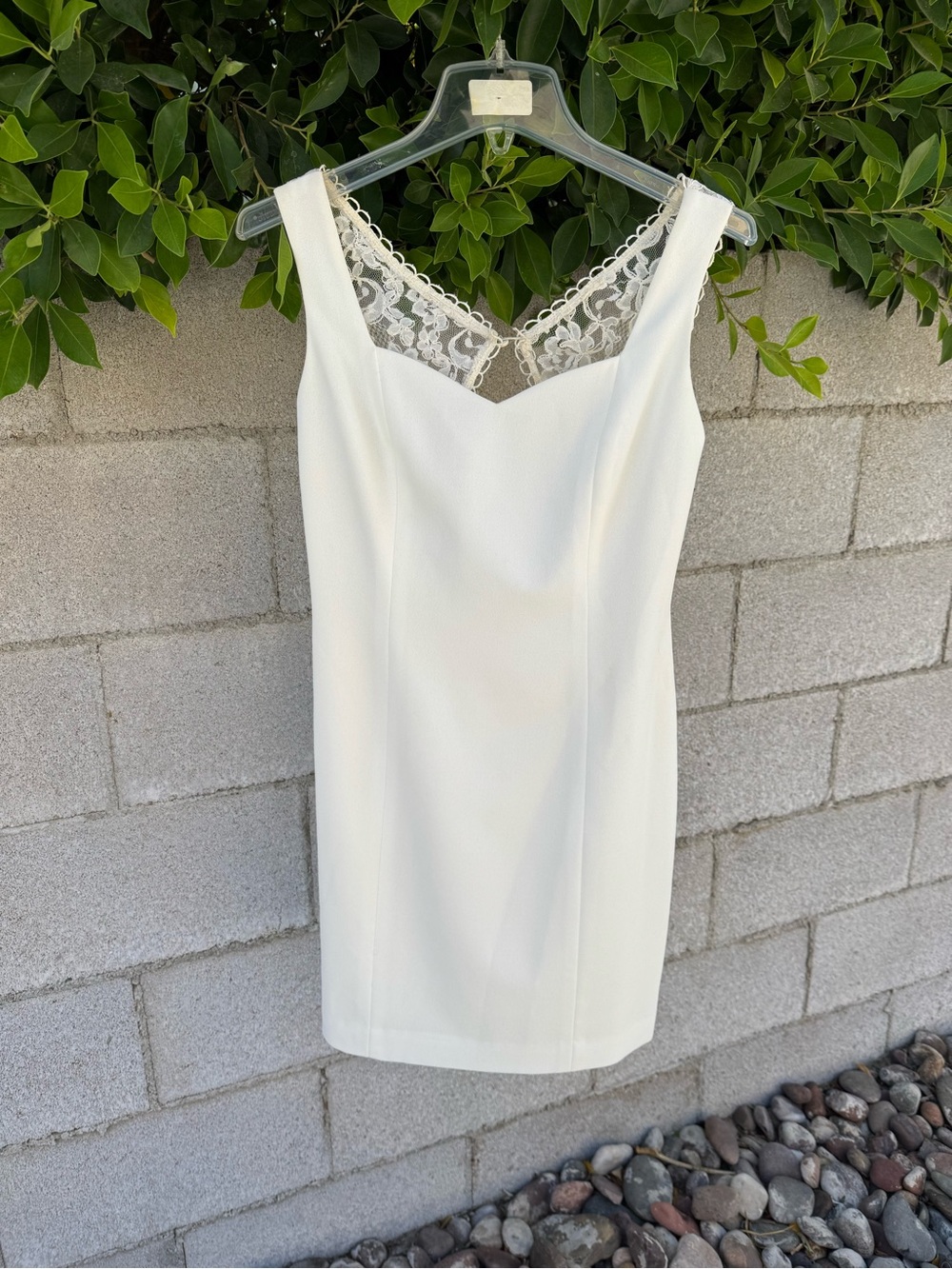 Vintage 90’s Laundry By Shelli Segal ivory Lace embroidered back Mini Dress USA